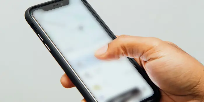 スマートフォン（iPhone）